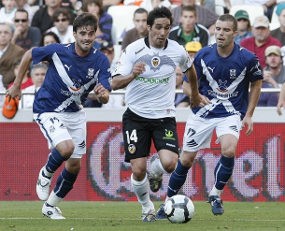 Valencia Tak Ampuni Tenerife 