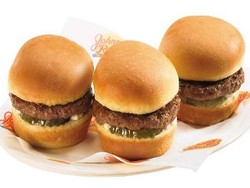 Johnny Rockets Sajikan Menu Halal