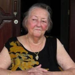 Kesehatan Mama Lauren Menurun Sejak Februari 2010