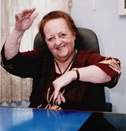 Indro Warkop Nggak Pernah Minta Diramal Mama Lauren