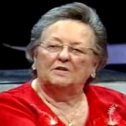 Cucu Mama Lauren Belum Terlihat Punya Bakat Meramal