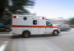 Ambulans dengan Pasien Jantung Jangan Ngebut-ngebut