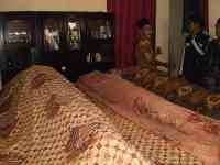 Sopir Bus Sekeluarga Dimakamkan Dalam Satu Lubang 