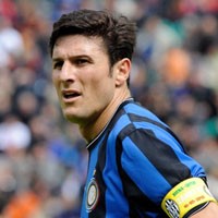 Trofi Liga Champions Pelipur Lara Zanetti