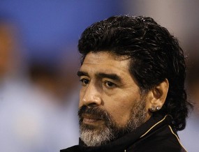 Maradona Lindas & Maki Kamerawan