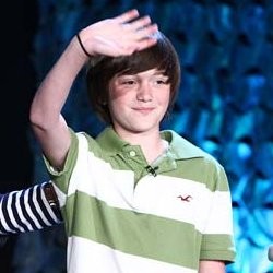 Greyson Change Calon Saingan Justin Bieber