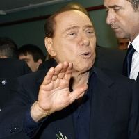 Berlusconi: Sebaiknya Saya yang Latih Milan