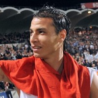 Chamakh Resmi Milik Arsenal