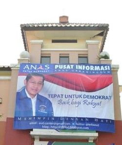 Berbagi Gagasan Dalam Kesederhanaan