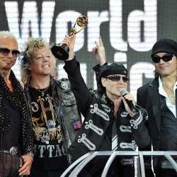 Scorpions Gelar Konser Perpisahan di Candi Borobudur