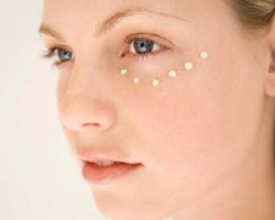 Mengatasi Keriput Pada Area Mata