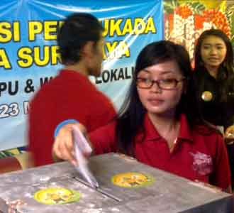 Simulasi Pemilukada di Lokalisasi Dolly