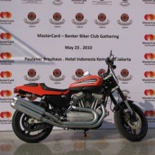 Tongkrongan Baru Para Bankir Pecinta Moge