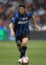 Treble Bikin Chivu Seperti Bermimpi