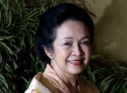 SBY Kirim Bunga Duka Cita untuk Ainun Habibie