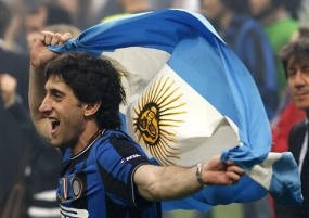 Milito Cuma Opsi Buat Maradona