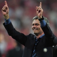 Santiago Bernabeu Menanti Mourinho