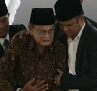 Keluarga Habibie Tak Masalahkan Ucapan Duka dari Cendana