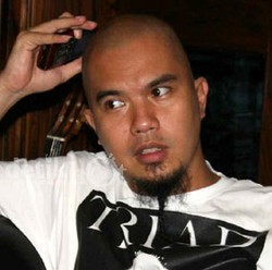 Dhani Nggak Masalah Jika Anak-anaknya Tinggal Kelas