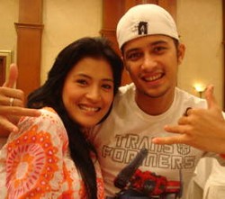 Fathir Muchtar Diizinkan Istri Cium Perempuan Lain Asal...