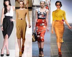 Pinggul & Paha Ramping Dengan Rok Midi