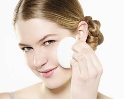 Cantik Natural Dengan Kombinasi Foundation dan Concealer