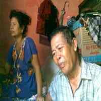 Makan Nasi Aking Karena Tak Punya Uang