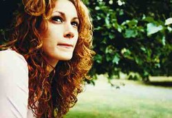 Tambahan Hormon Testosteron Bikin Wanita Tak Mudah Percaya