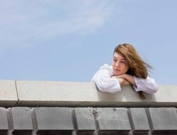 Bangkitkan Kepercayaan Diri Pasca Kegagalan Pernikahan