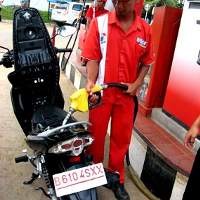 Anggota Komisi V Setuju Motor di Kota Besar Dilarang Pakai Premium