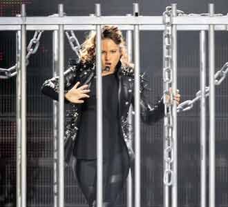 Alicia Keys Dikerangkeng di London