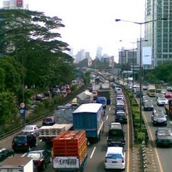 Jakarta Makin Macet, 300 Mobil & 800 Motor Bertambah Tiap Hari 