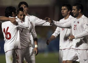 Mau Wawancara Pemain Chile? Bayar Dulu!