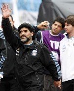 Argentina Juara, Maradona Lari Telanjang