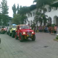 135 Jeep Dilepas di Gedung Sate
