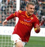 Demi Roma, De Rossi Bersedia Pergi