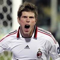 Huntelaar Didekati Benfica