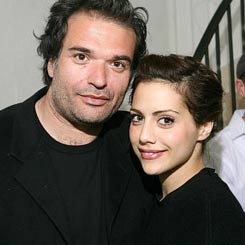 Simon Monjack Dimakamkan di Sebelah Brittany Murphy