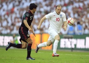 Pique: Rooney Kunci Sukses Inggris