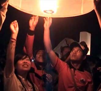 Pelepasan Lampion Waisak