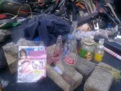 Polisi Sita DVD Porno dan Miras dari The Jak-Aremania 