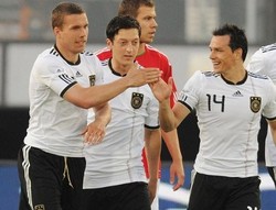 Jerman Bekap Hongaria 3-0
