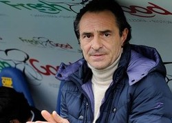 Prandelli Resmi Suksesor Lippi