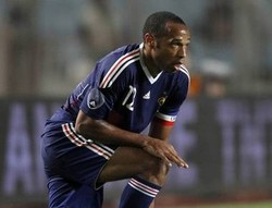 Bangku Cadangan Menanti Sang Pahlawan