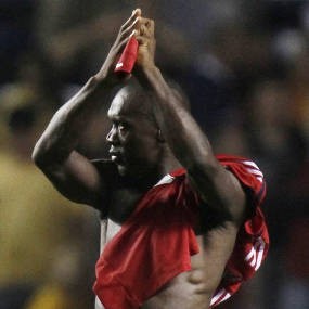 Seedorf Bawa Milan Atasi Chicago