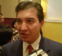 Siapa Sebastian Paredes, Calon Suami Shanty? 