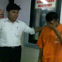 Kesal Dituduh Mencuri HP, ABK Tusuk Nakhoda