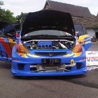 Honda Jazz Pembalap Jalanan 