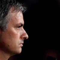 Mourinho Bakal Beli Dua-Tiga Pemain