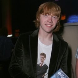 Bintang Harry Potter Tak Nyaman Harus Bugil 